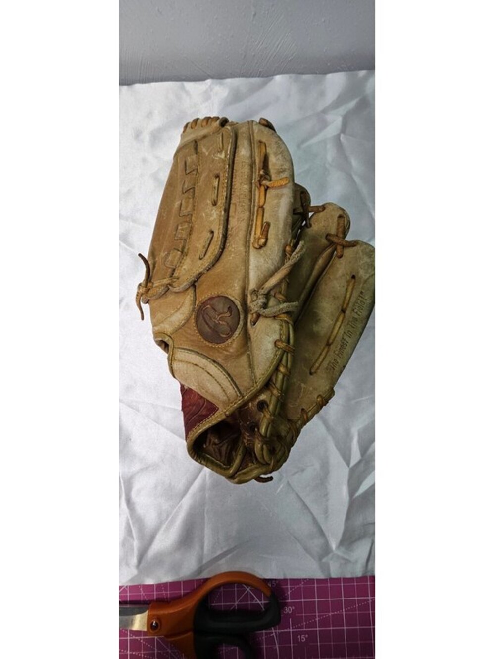 Rawlings RBG40 Leather Softball Glove | Right-Hand Throw | Vintage Brown Leather